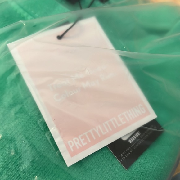 Pretty little thing Sweater Womens - Picture 4 of 4